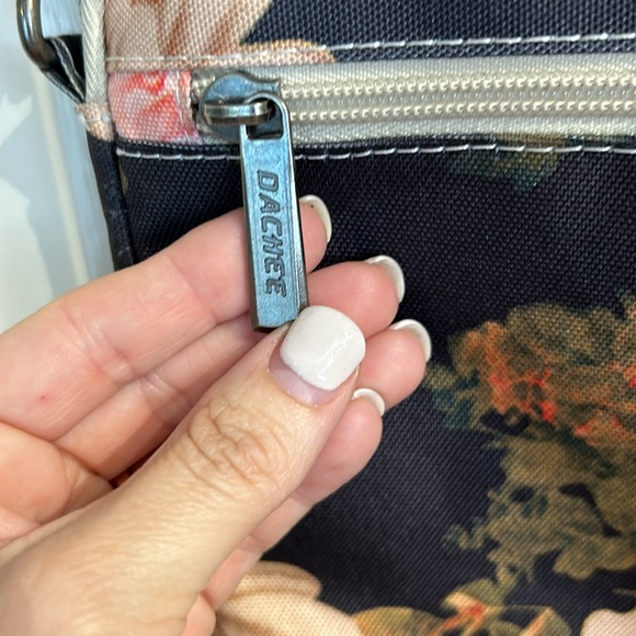 Dachee Laptop Bag Peonies with Dark Background - Picture 6 of 8